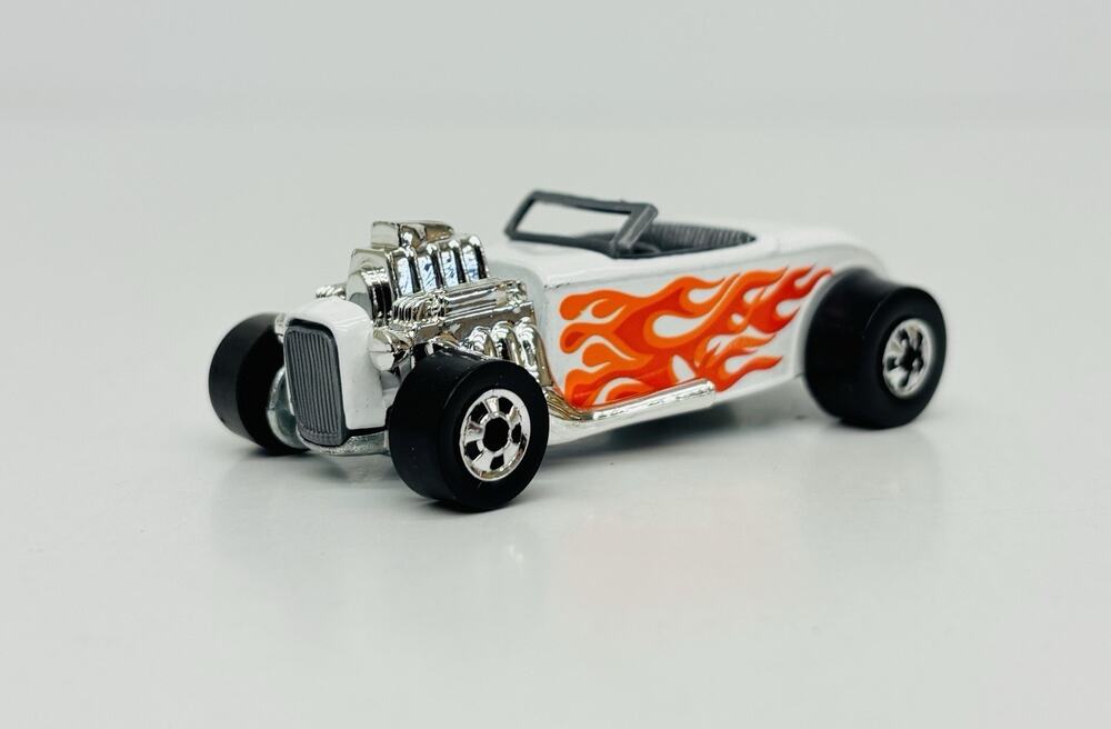 Hot Wheels Street Rodder White Blackwall 1975 Hong Kong Mint